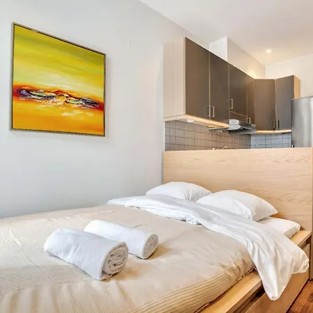 Heimby - W Free Parking Apartment *